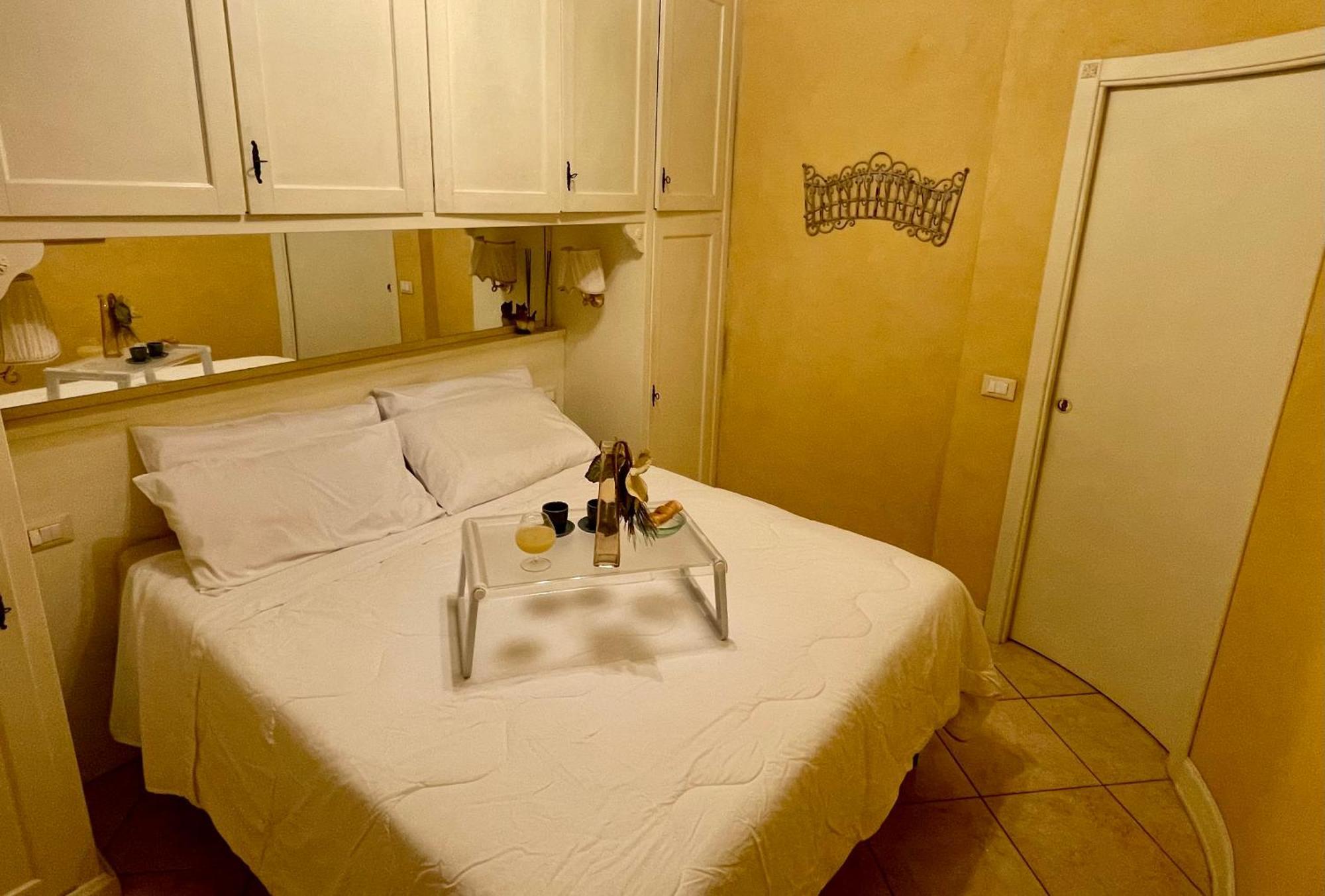 Ferienwohnung Doctor House Desenzano Desenzano del Garda Exterior foto