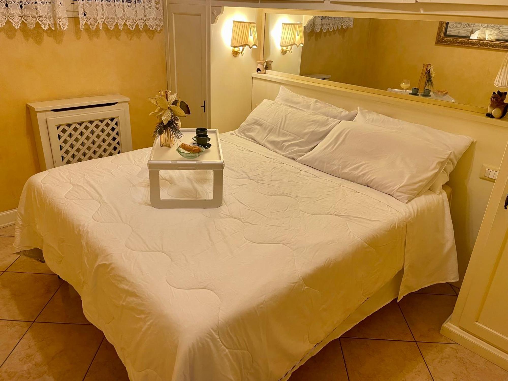 Ferienwohnung Doctor House Desenzano Desenzano del Garda Exterior foto